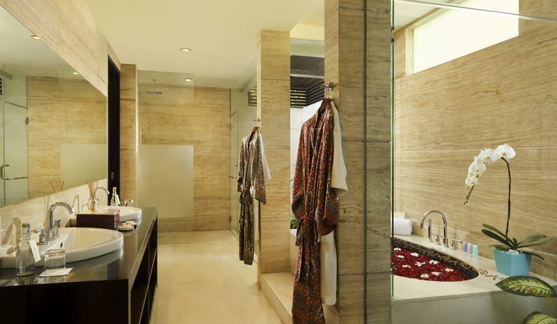 The Seminyak Beach Resort & Spa-One Bedroom Ocean Pool Villa 1_17679